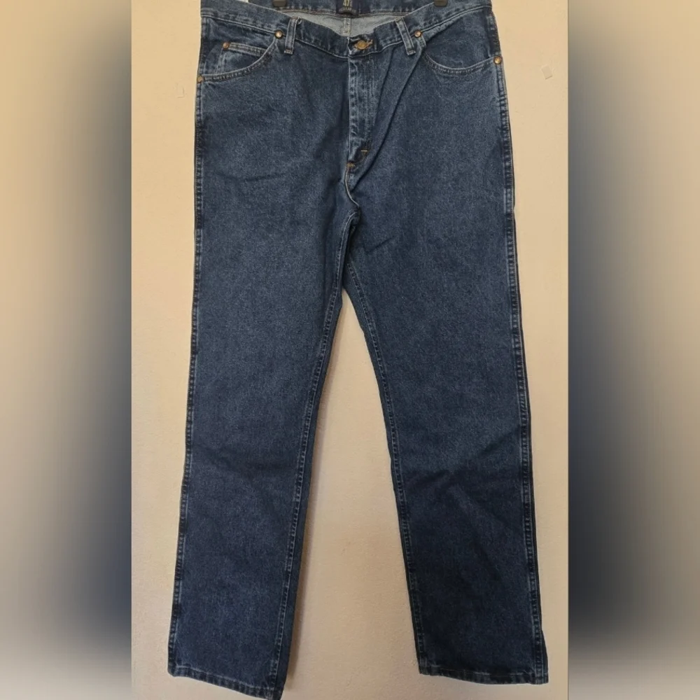 NWT Wrangler Men's Premium Performance Bootcut Jeans - Dark Blue.Size 38 × 34